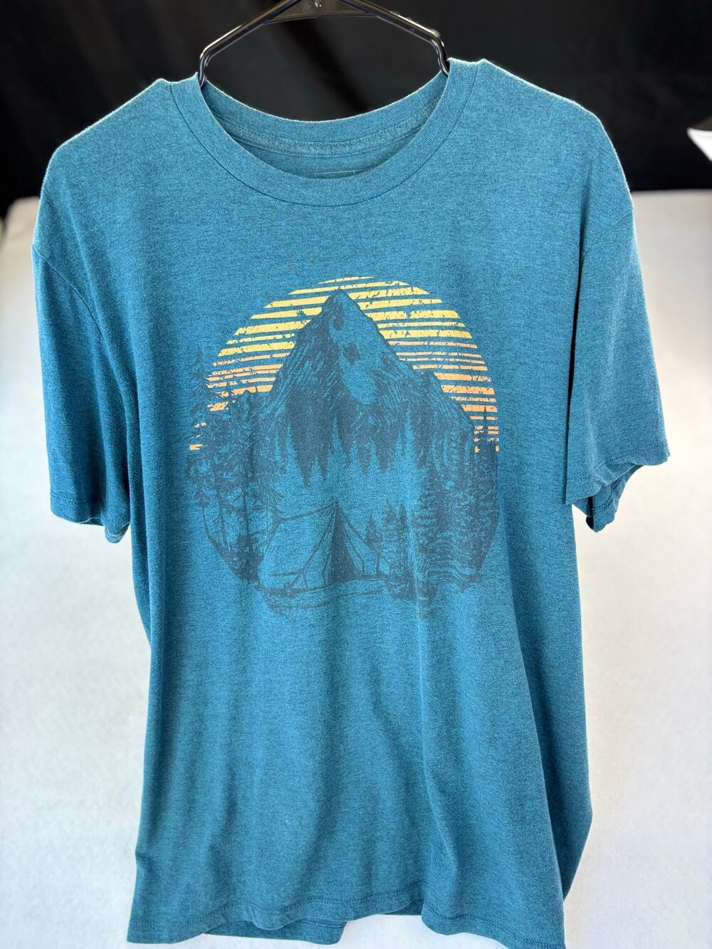 ME87 Mens L Short Sleeve Graphic Tee Mountain Camp Circle Sun T-Shirt Teal